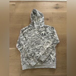 Under Armour Light Gray Camo Fleece Hoodie Boys XL